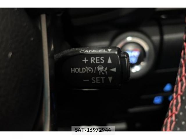 Toyota HILUX 2024-02 7811365-9