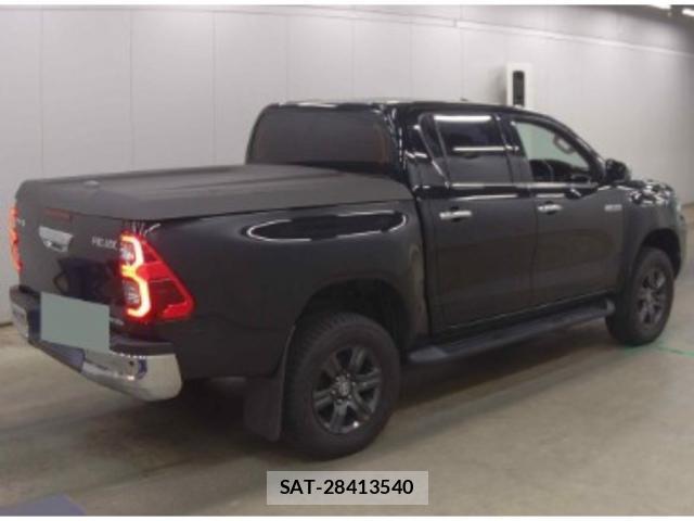 Toyota HILUX 2022-02 7811739-5