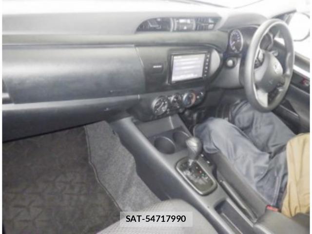 Toyota HILUX 2018-12 7811755-3