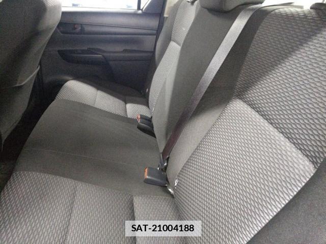 Toyota HILUX 2021-02 7811779-3