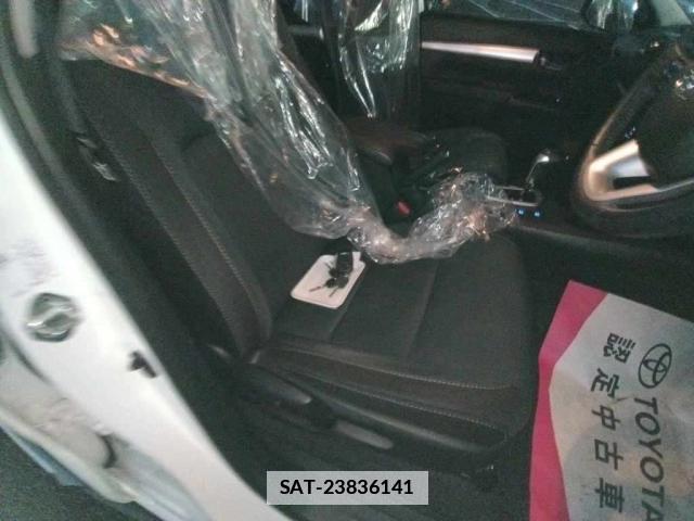 Toyota HILUX 2021 7812265-6