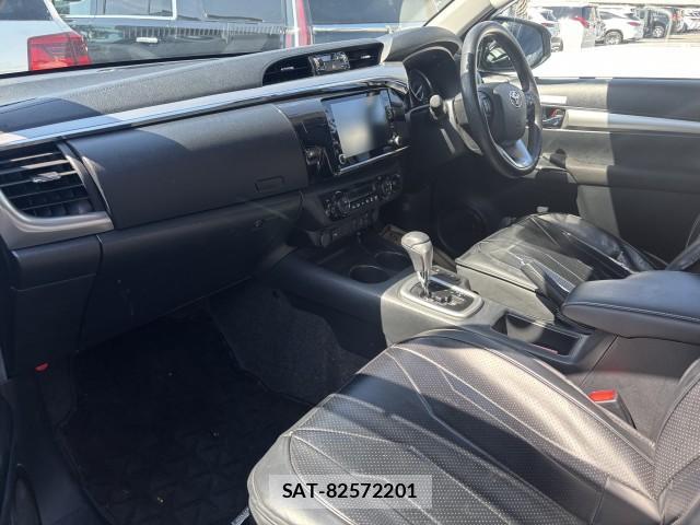 Toyota HILUX 2024-05 7813462-3
