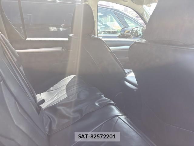 Toyota HILUX 2024-05 7813462-6