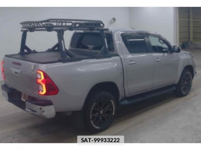 Toyota HILUX 2021-08 7814967-1