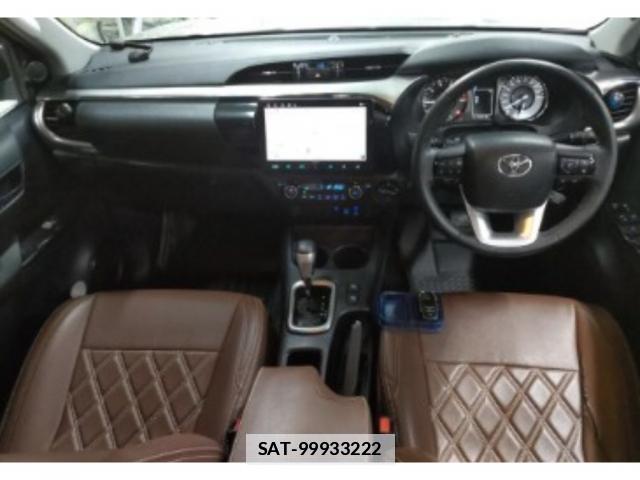 Toyota HILUX 2021-08 7814967-2