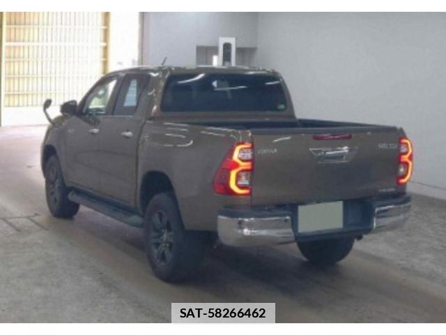 Toyota HILUX 2021-03 7815095-1