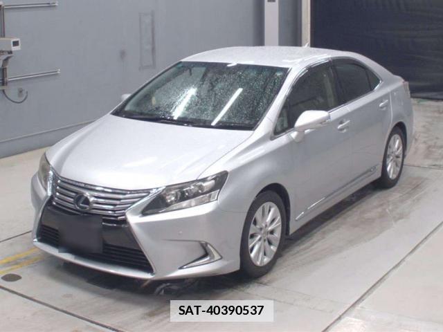 Lexus HS 2013-06 7816718-10