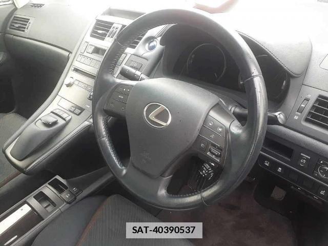 Lexus HS 2013-06 7816718-5