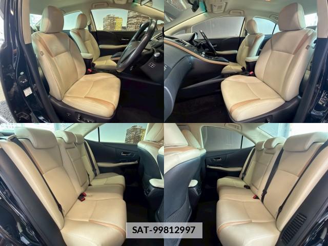 Lexus HS 2013-05 7817690-3