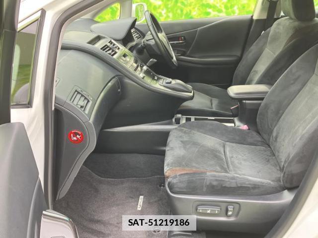 Lexus HS 2013-05 7821133-5