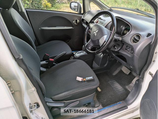 Mitsubishi I-MIEV 2010-01 7818868-2