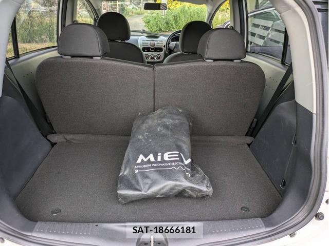 Mitsubishi I-MIEV 2010-01 7818868-6