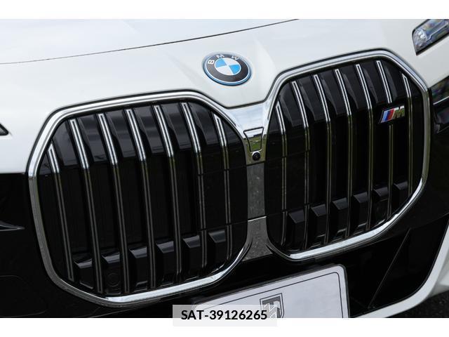Bmw i7 2024-05 7818662-11