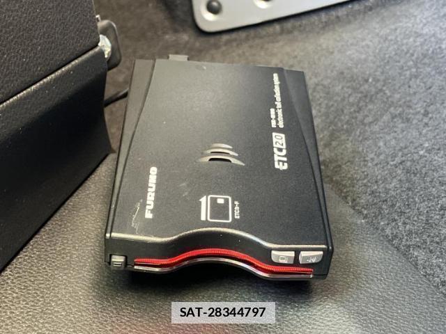 Subaru IMPREZA SPORTS 2017-02 7820969-17