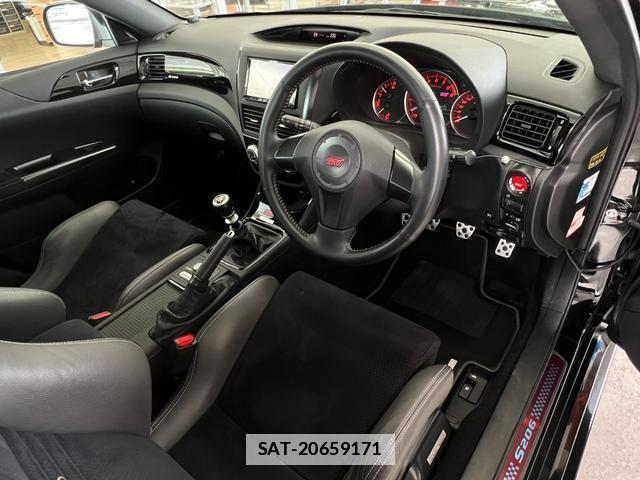 Subaru IMPREZA 2012-01 7818068-18