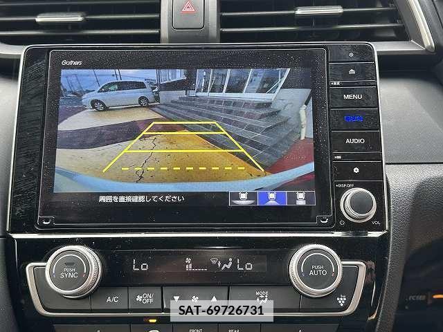 Honda INSIGHT 2019-12 7815627-15