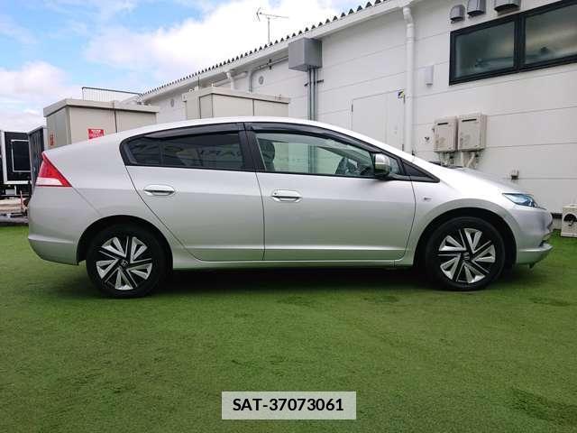 Honda INSIGHT 2009-10 7819857-15