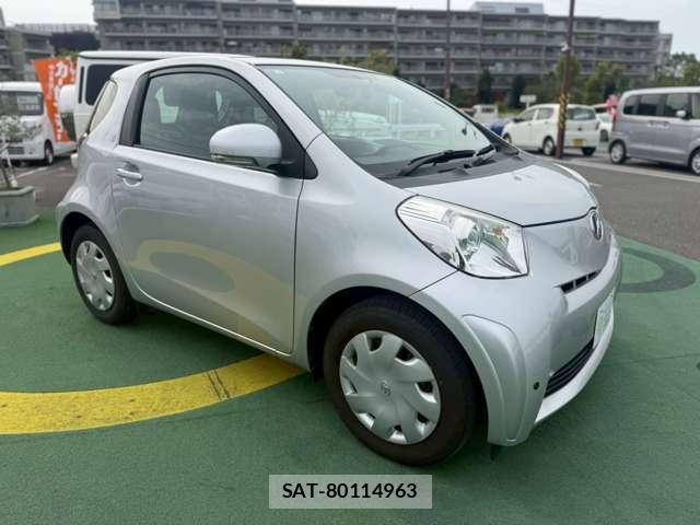 Toyota IQ 2009-03 7812683-15