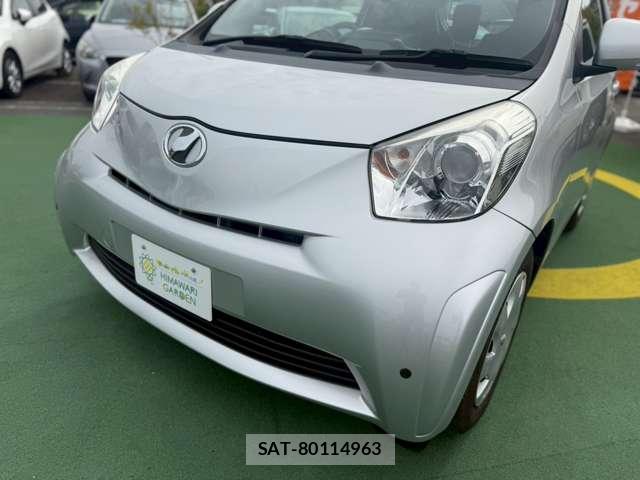 Toyota IQ 2009-03 7812683-17