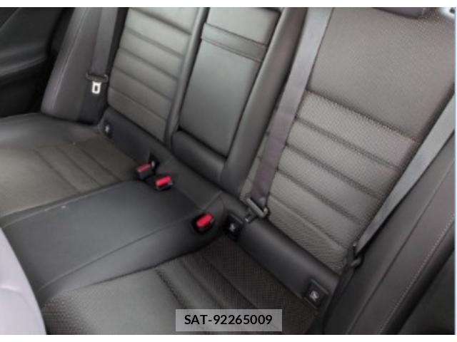 Lexus IS 2021-01 7811743-3