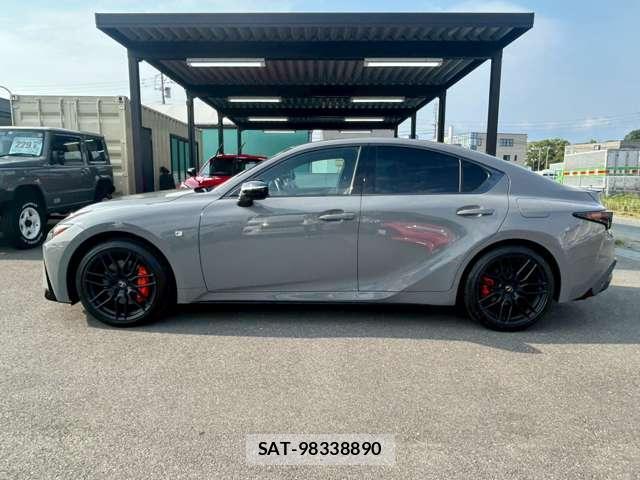 Lexus IS 2024-05 7812661-10
