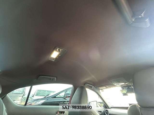 Lexus IS 2024-05 7812661-16