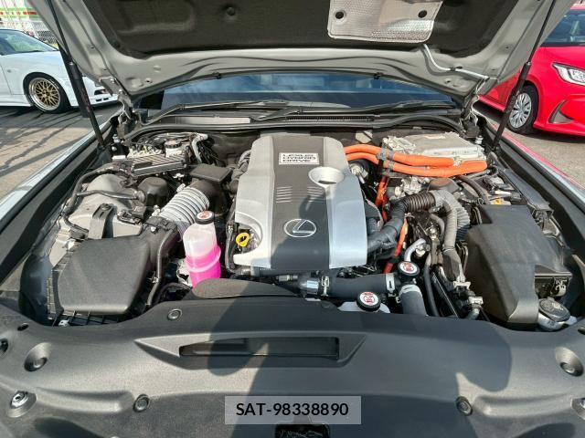 Lexus IS 2024-05 7812661-7