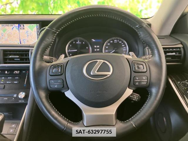 Lexus IS 2017-10 7813299-14
