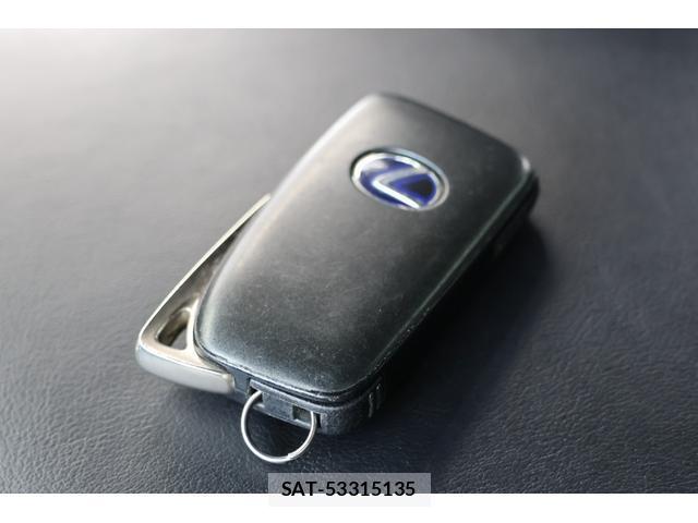 Lexus IS 2021-03 7813692-15