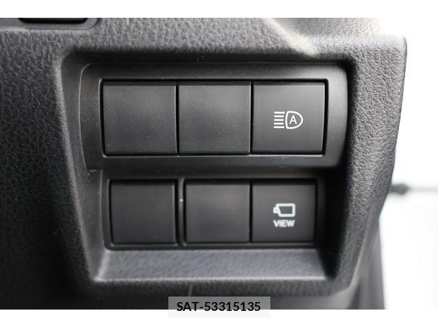 Lexus IS 2021-03 7813692-16