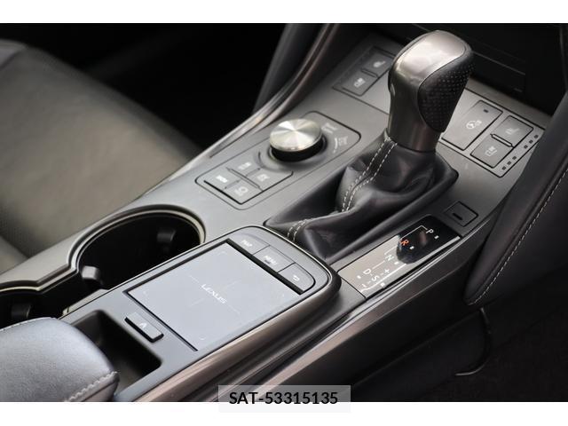 Lexus IS 2021-03 7813692-17