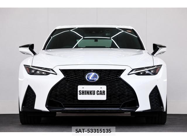 Lexus IS 2021-03 7813692-2