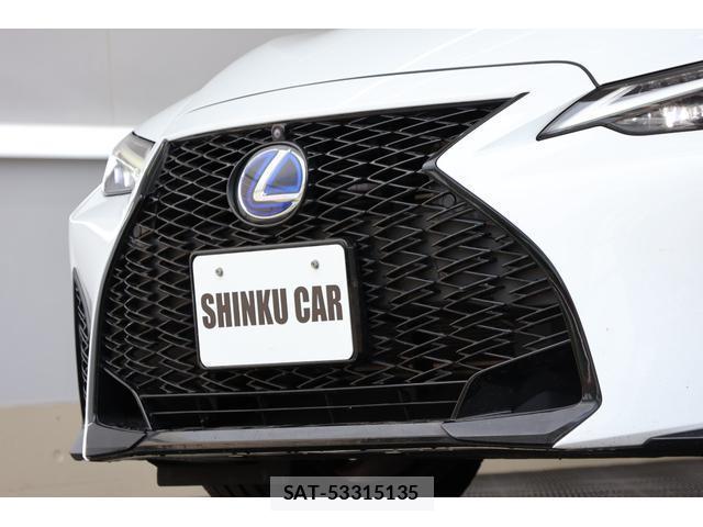 Lexus IS 2021-03 7813692-4