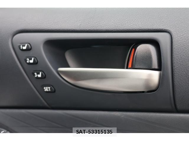 Lexus IS 2021-03 7813692-9
