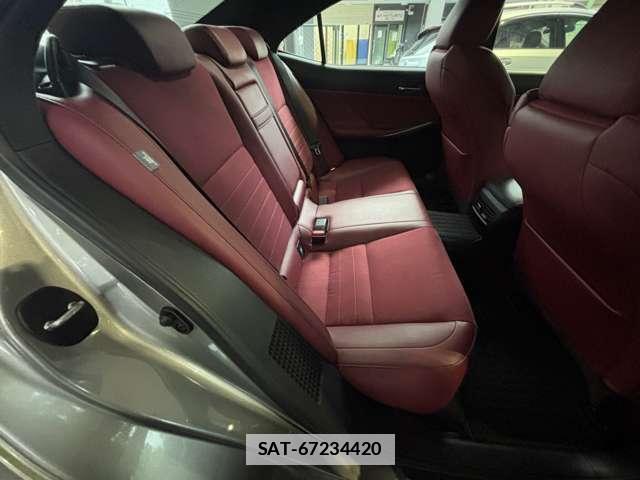 Lexus IS 2013-09 7814324-19
