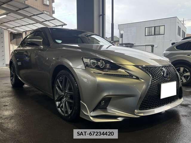 Lexus IS 2013-09 7814324-2