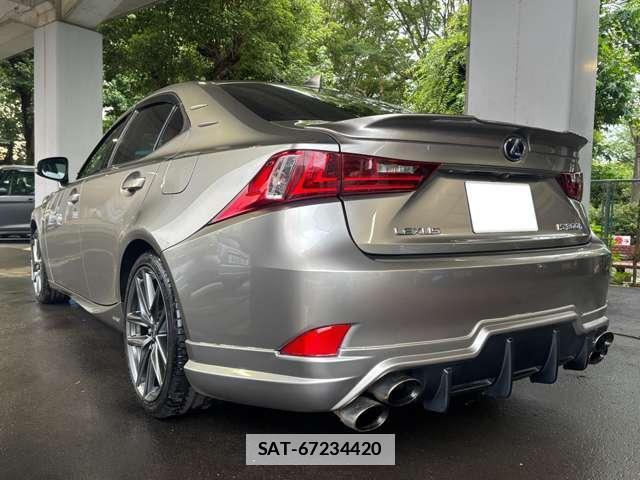 Lexus IS 2013-09 7814324-6