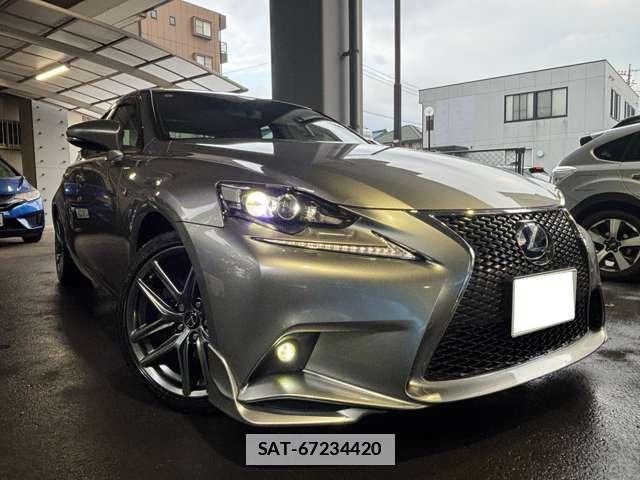 Lexus IS 2013-09 7814324-7