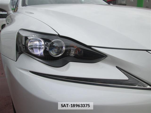 Lexus IS 2013-08 7814877-18