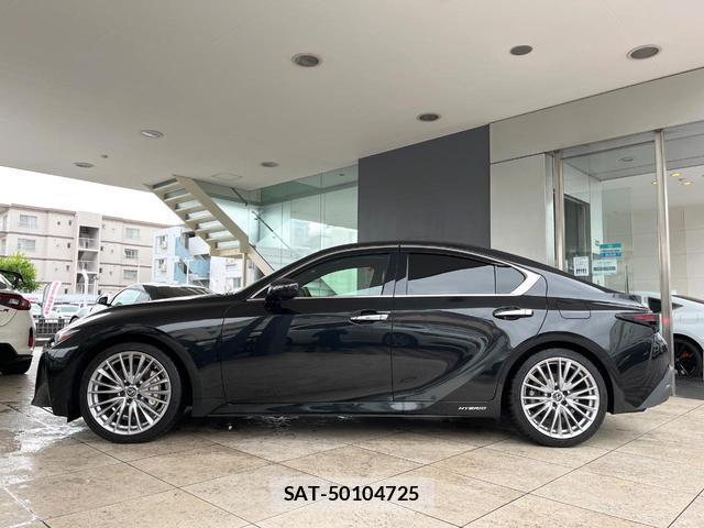 Lexus IS 2021-08 7815215-16