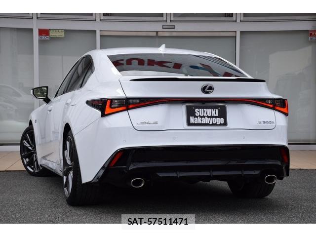 Lexus IS 2022-04 7815341-1