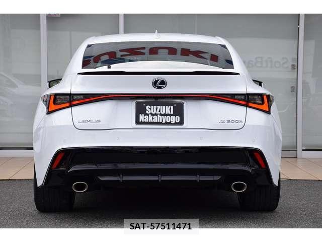 Lexus IS 2022-04 7815341-12