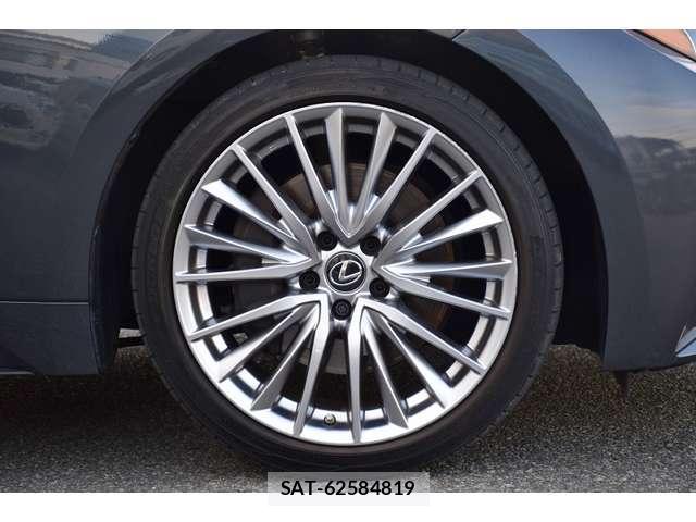 Lexus IS 2021-08 7815342-10