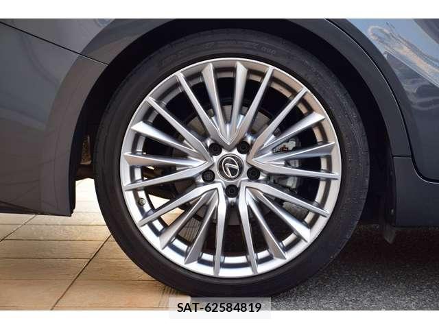 Lexus IS 2021-08 7815342-11