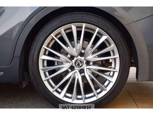 Lexus IS 2021-08 7815342-12
