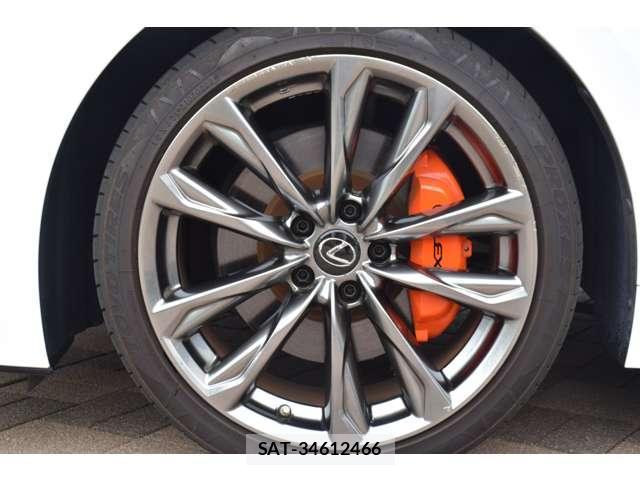 Lexus IS 2021-04 7816378-11