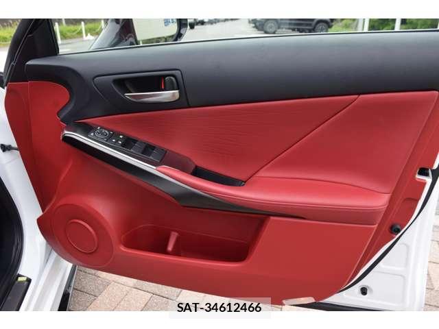 Lexus IS 2021-04 7816378-14