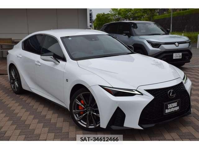 Lexus IS 2021-04 7816378-7