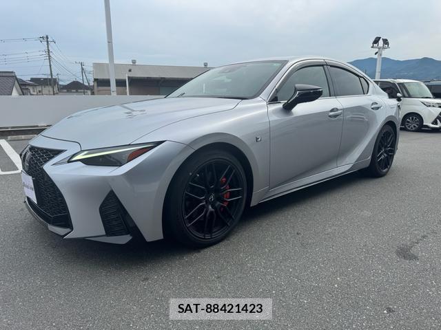 Lexus IS 2021-10 7816800-1
