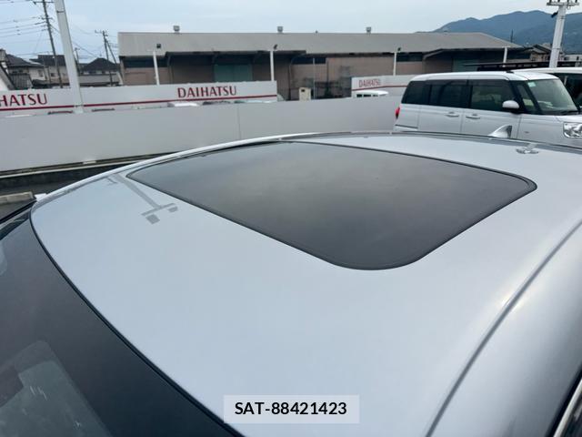 Lexus IS 2021-10 7816800-5